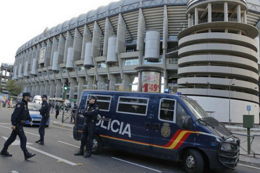 Policía España Madrid Estadio Santiago Bernabéu Real MAdriz
