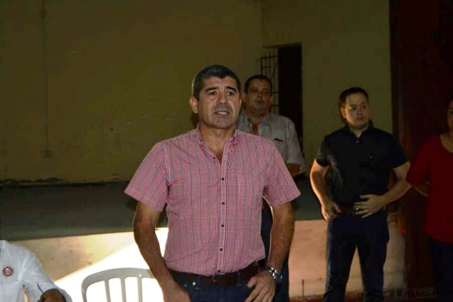Héctor Bocha Figueredo cónsul renunciante acusado por acoso