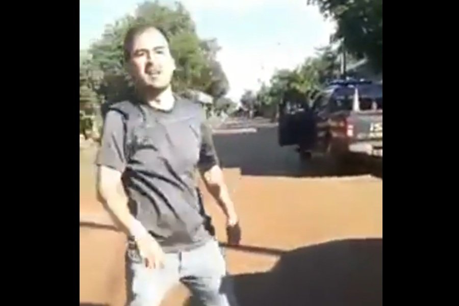 escrachador Ovidio Javier Leguizamon escrache al presidente Mario Abdo Benitez VIDEO PRINT