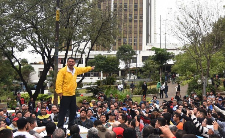 presidente de la Asociación de Profesionales Taxistas de Asunción APTA Arístides Morales DIARIO UH